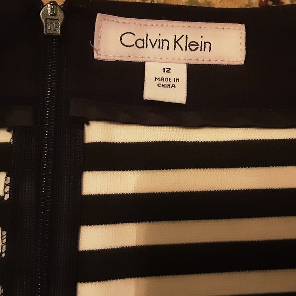 Calvin Klein Size 12 skirt - Picture 3 of 6